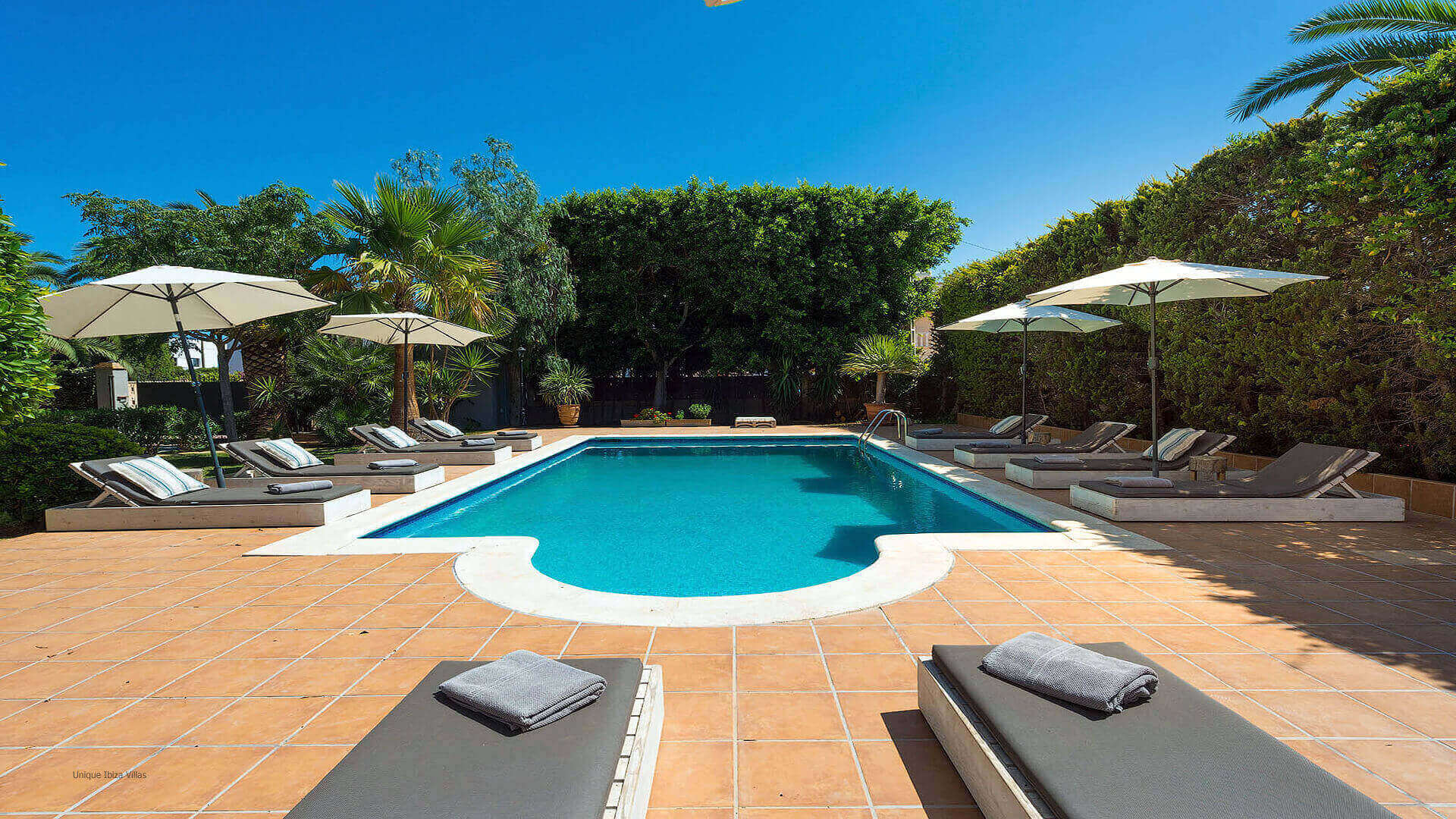 VILLA AZUL IBIZA (San Jordi) - Villas In Ibiza | Unique Ibiza Villas